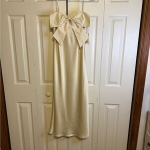 a new day Cream‎ Strapless Dress with Bow